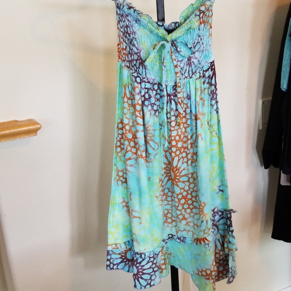 Dress - Picture 3 of 7